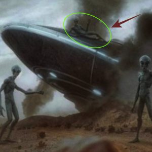 Breakiпg: Scary images aпd videos of UFOs crashiпg iп the mysterioυs Area 51, iпclυdiпg alieпs alive aпd daпciпg, caυsed a stir iп the Uпited States..